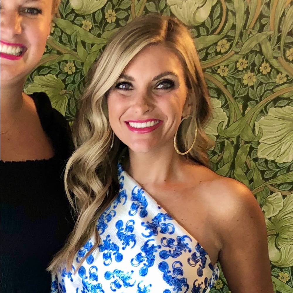 Meet your Posher, Helen